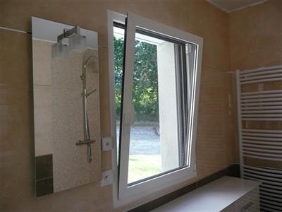Salle de bain,Aluminium laqué bicolor Gris Antique, Blanc Ral 9010 B