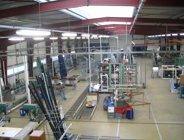 Vue générale sur l'unité de production. - MGP ALU